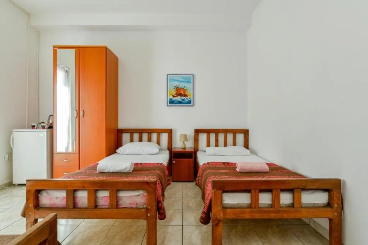 Standard Triple room with balcony