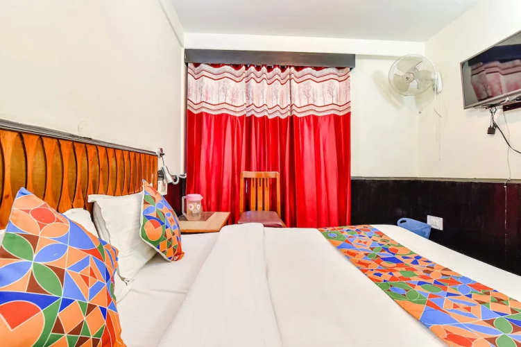 Fabhotel Park View I