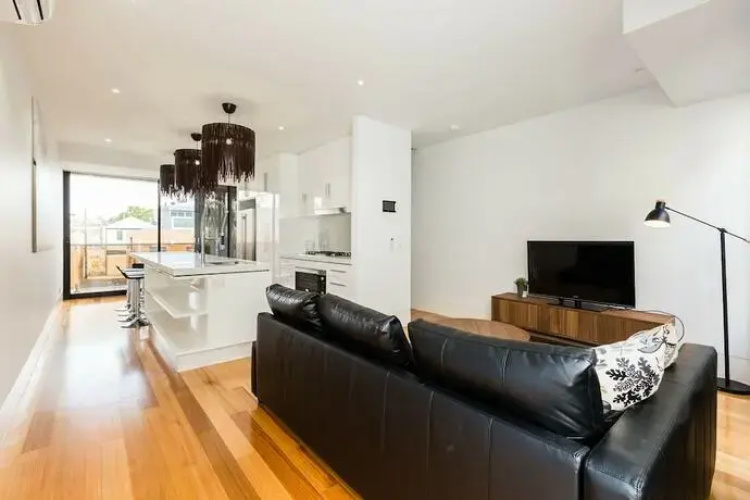 Renée - Beyond a Room Private Apartments