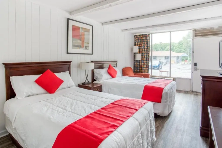 Standard Quadruple room