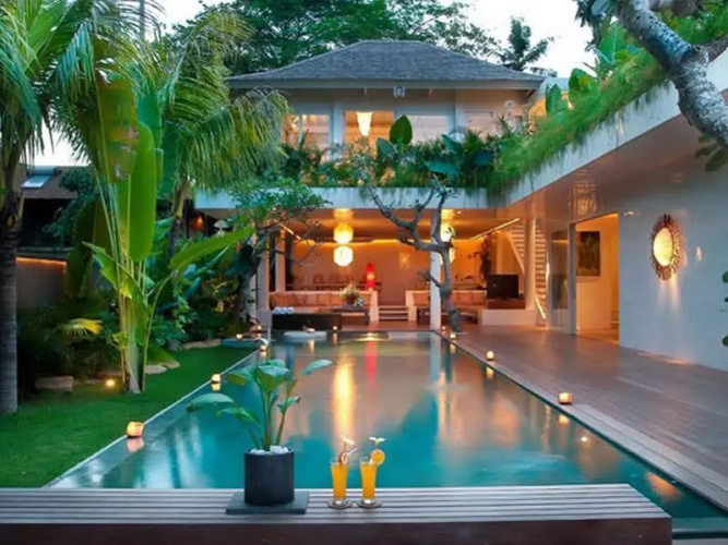 Villa Umah Pesisi