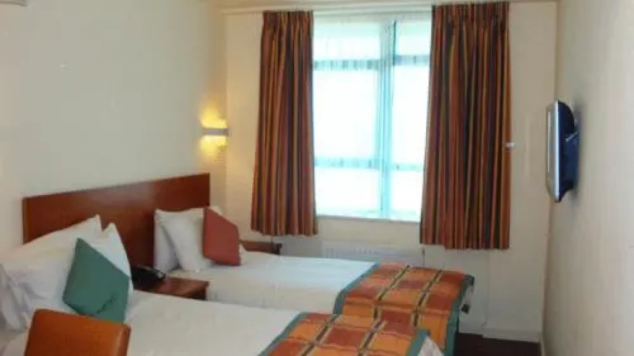 Sefton Express Hotel