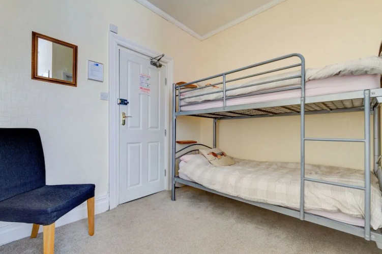 Dolphin Guesthouse