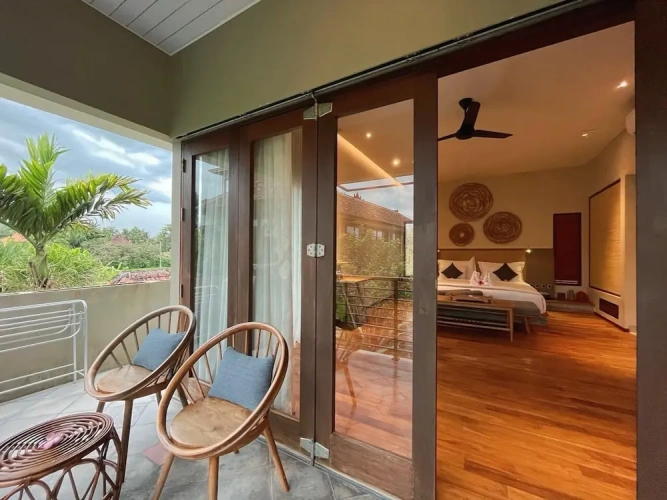 Deluxe Double room with pool view