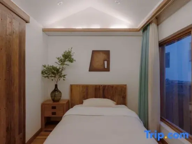 Twin Family Suite