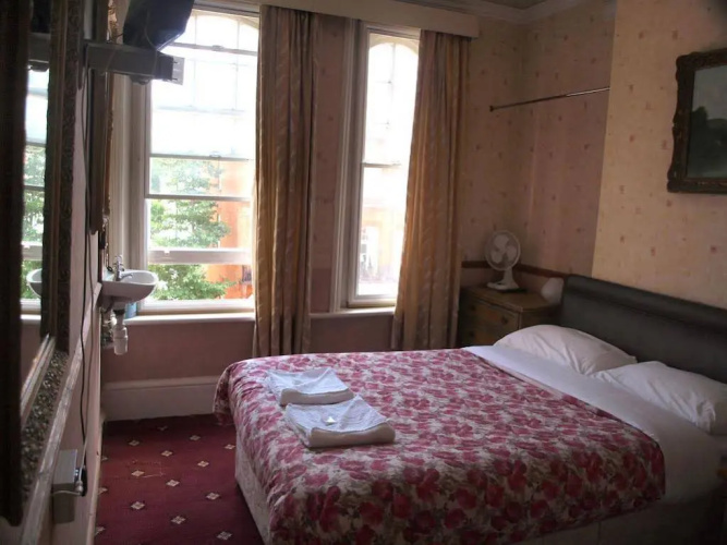 Oakley Hotel