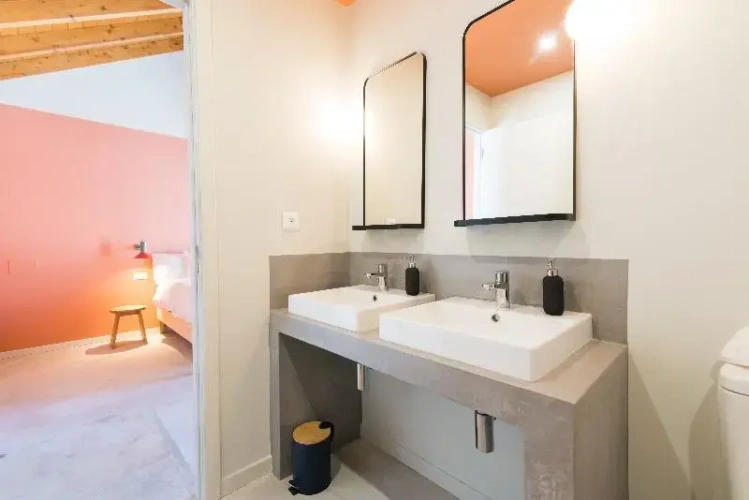 Deluxe Double Suite