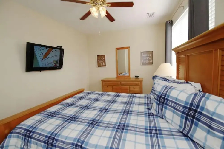 5075 Vista Cay
