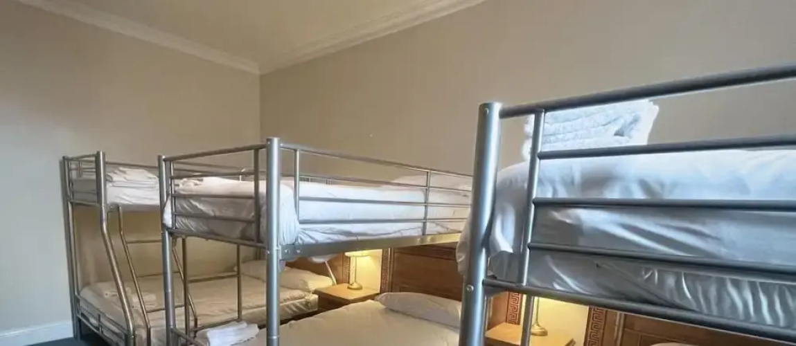 Helen's Hotel