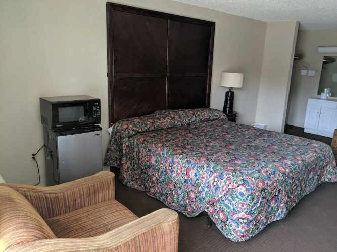 Regency Inn