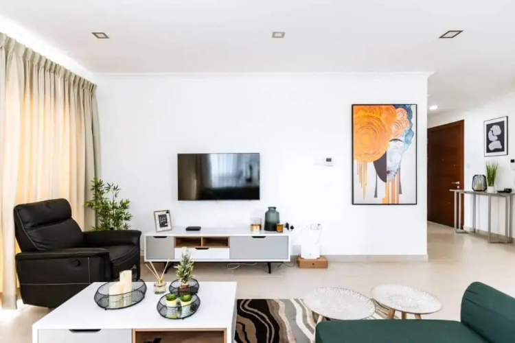 Luxurious Superior Room Space Available