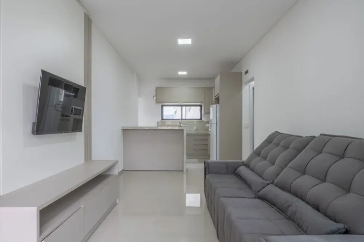 Apt w/ Balcony & Bbq, 650m to Beach Rgo0502