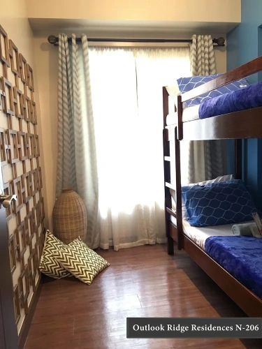 2 Bedrooms Standard Family room