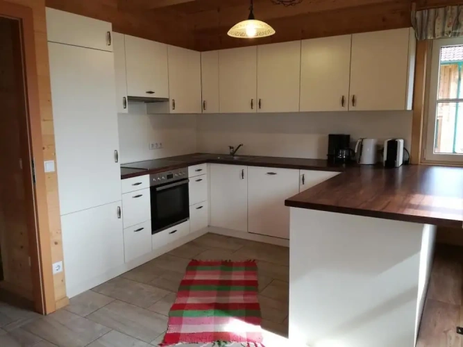 4 Bedrooms Family Cottage