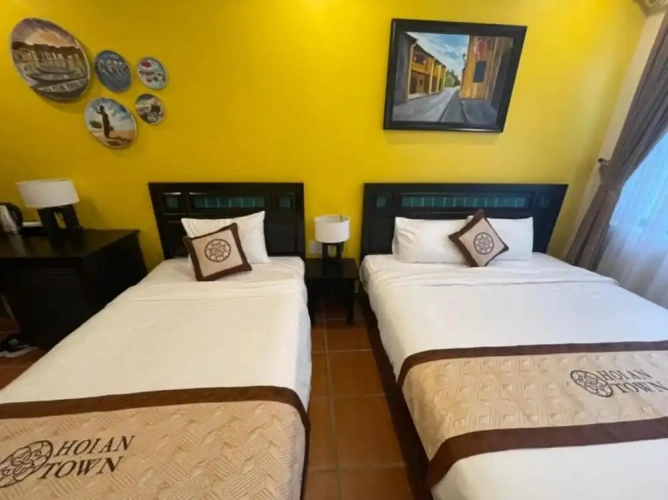 Standard Triple room