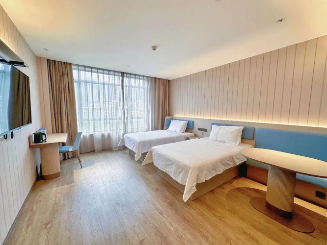 Bama Shouxiang International Hotel