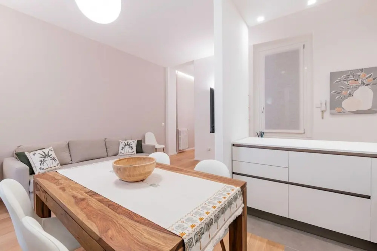 Casa Isella Stylish and Tranquil