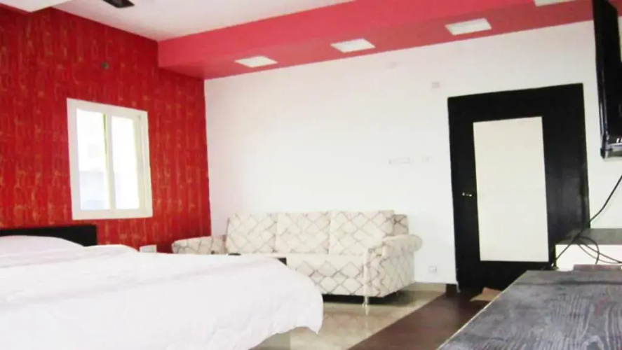 MS9 Guest INN