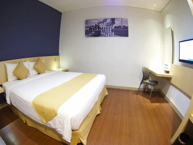 Hotel 88 Embong Malang Tunjungan By WH