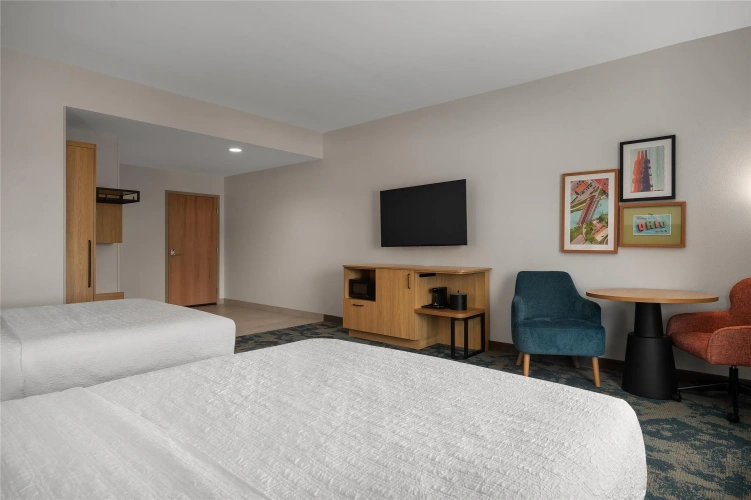 Standard Quadruple room