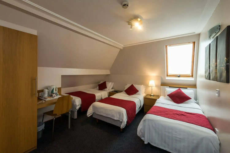 Adria Hotel