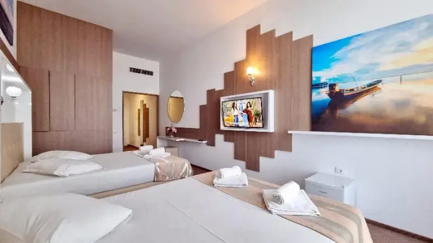 Standard Quadruple Family room