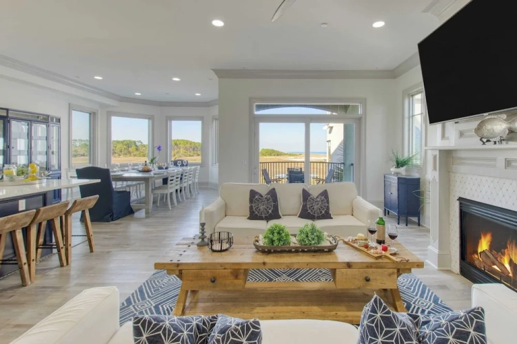 6 Bedrooms Cottage