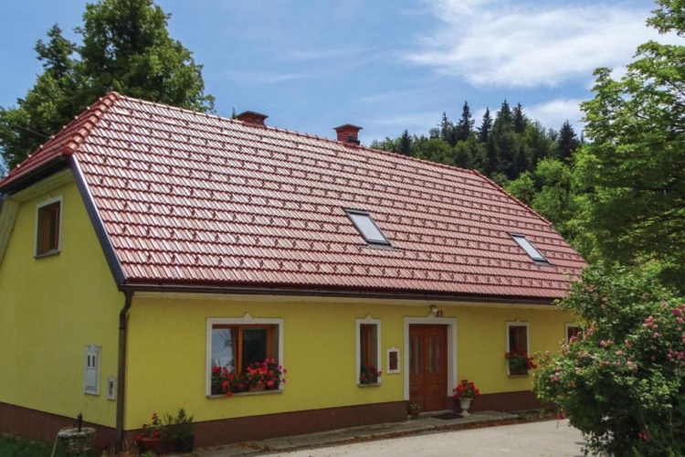 2 Bedrooms Cottage