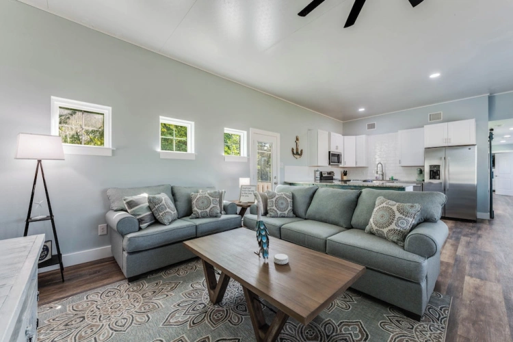 2 Bedrooms Cottage