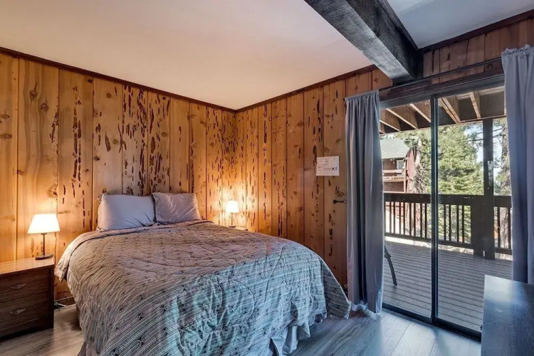 Snowflake Chalet 2 Bedroom Condo