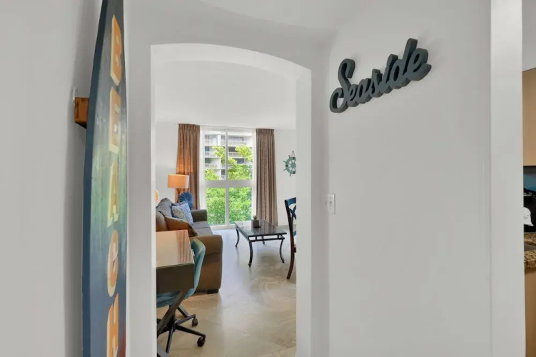 Relaxing Condo with Free Parking