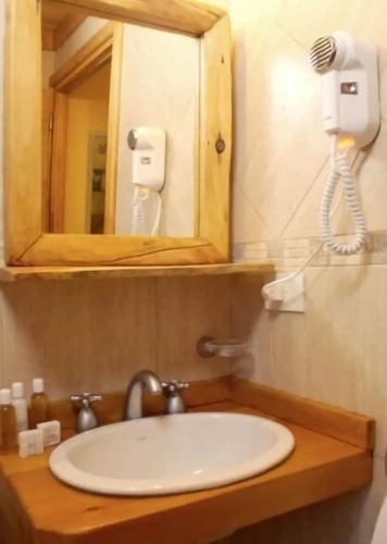 2 Bedrooms Bungalow