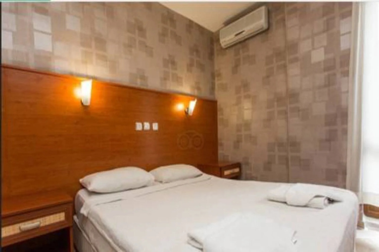 Alvaro Apartments