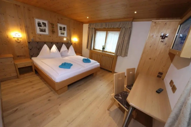 Standard Double room with balcony