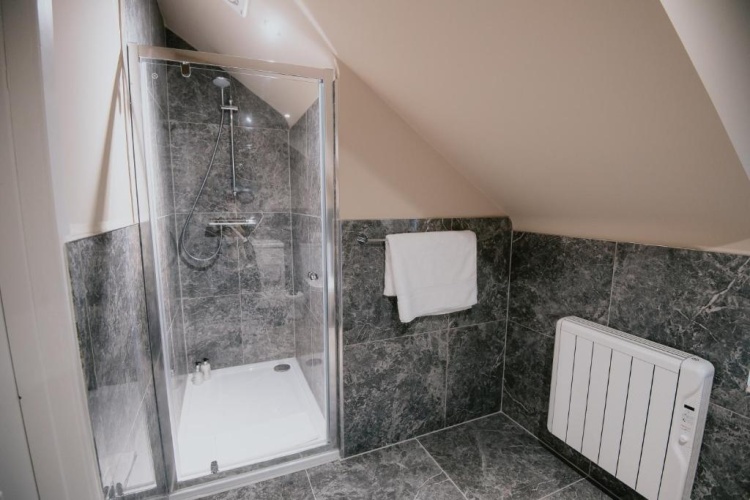 Deluxe Double Suite