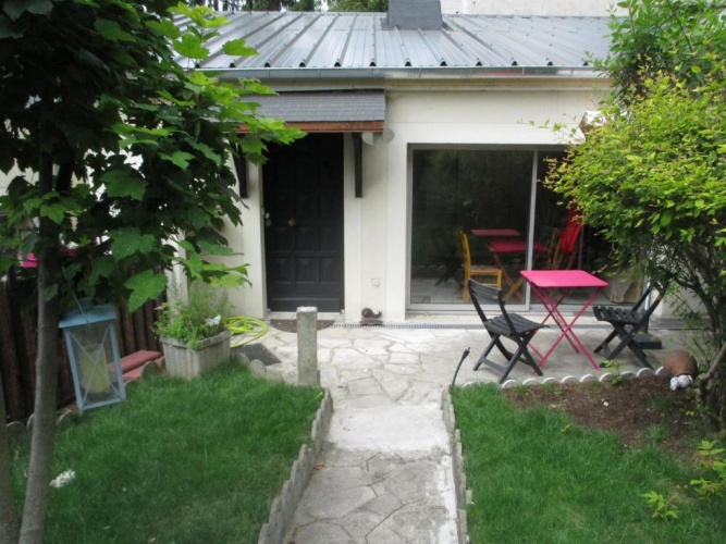 2 Bedrooms Cottage