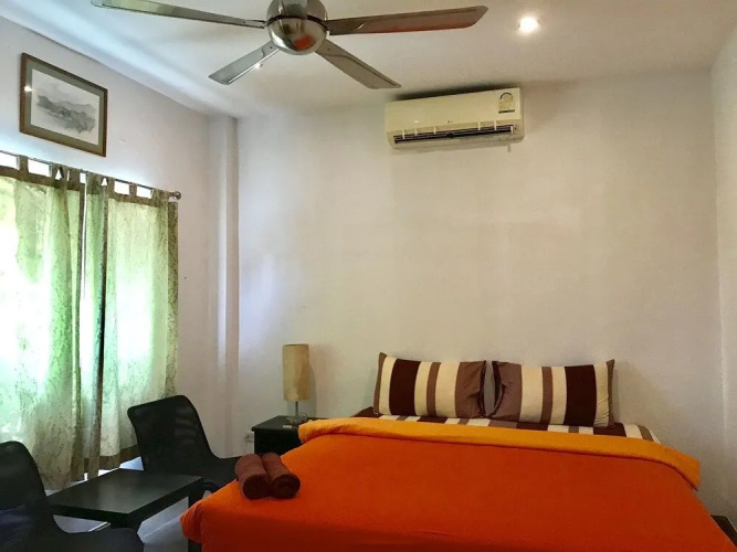 Hiranyika Cafe and Bed