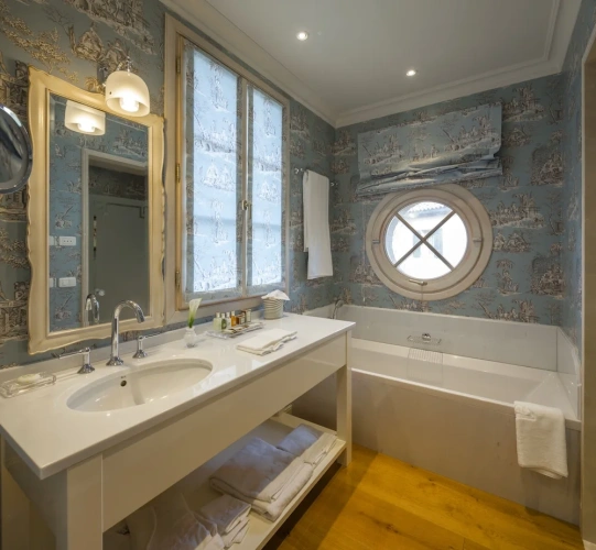 Superior Double room with balcony