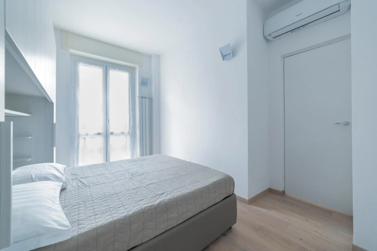 Milano Cosy APT with Balcony!