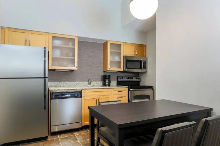 2 Bedrooms Double Suite