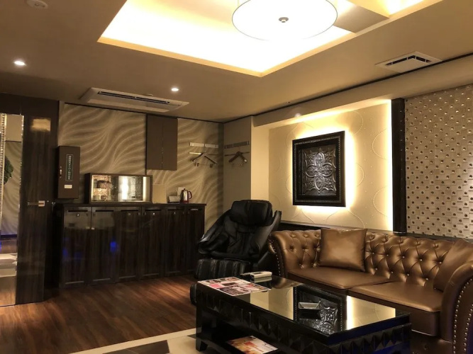 Hotel Raza - Adults Only