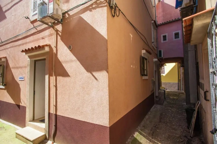 Basement Apartment