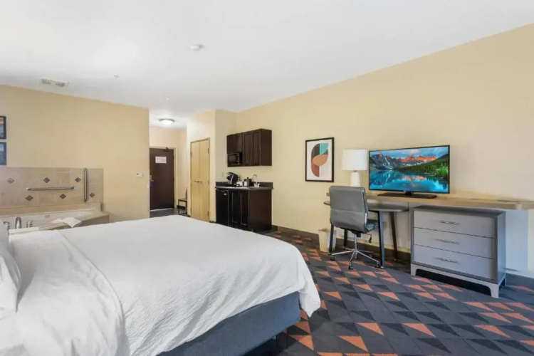 Holiday Inn Waco Northwest