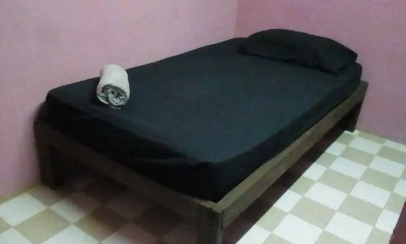 2Coconuts Hostel