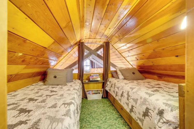 14 Mi to Slopes: Long Barn Cabin w/ Fire Pit!