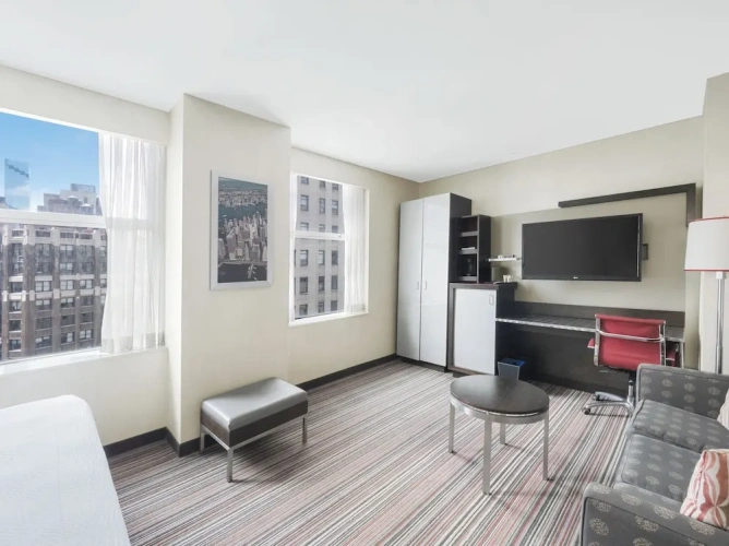 Deluxe Double Suite