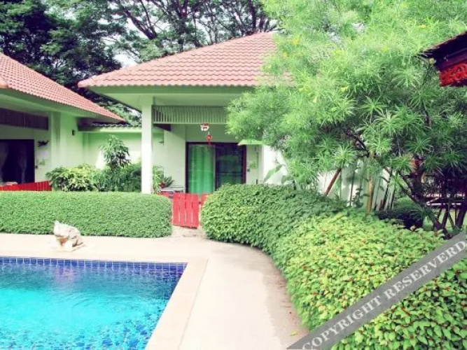 September Inn Villa