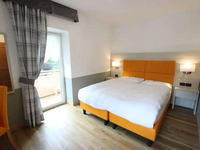 Standard Double room with balcony