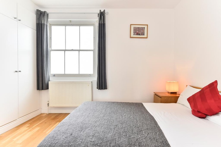 3 Bedrooms Apartment