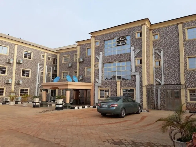 Rosrit Hotel And Suites - Benin City